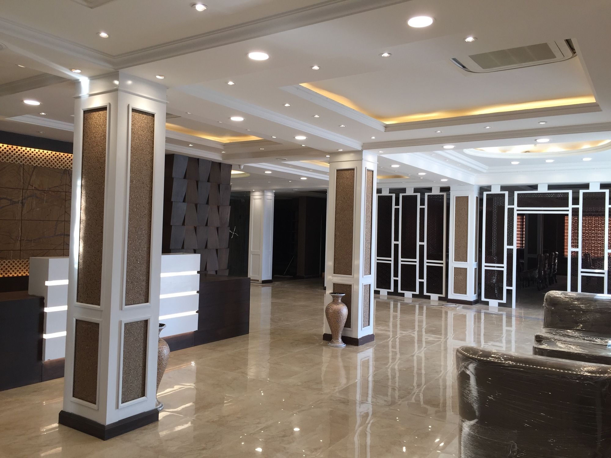 Heritage Luxury Srīnagar Zewnętrze zdjęcie